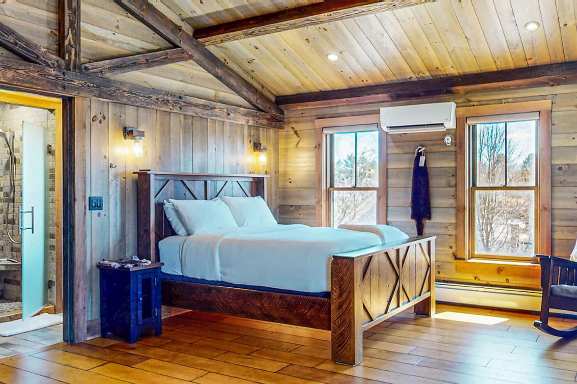 Otter Holt bedroom
