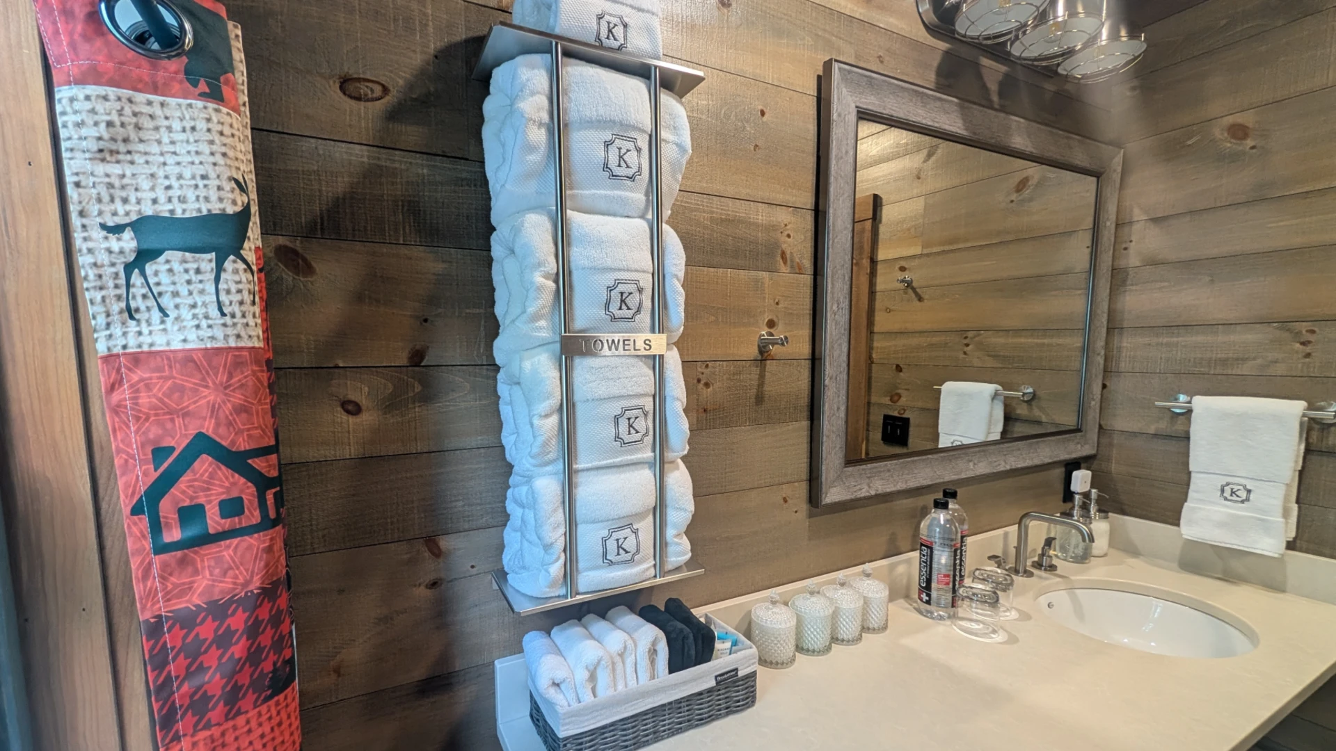 Linens & Towels